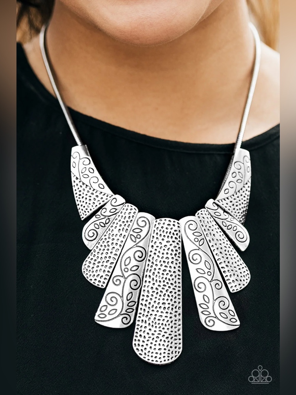 ❤️🔥5/$25❤️🔥 Untamed Silver Necklace